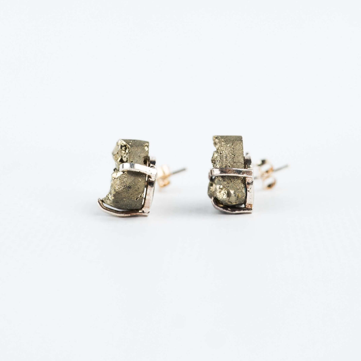 Серьги с пиритом с посеребрением onesize Py-2