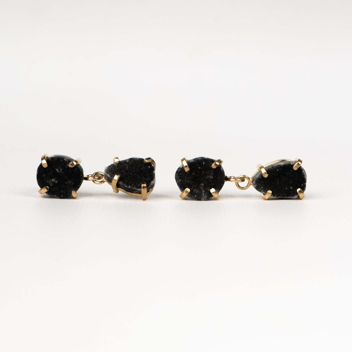 Серьги с серым аметистом с позолотой onesize Ga-1