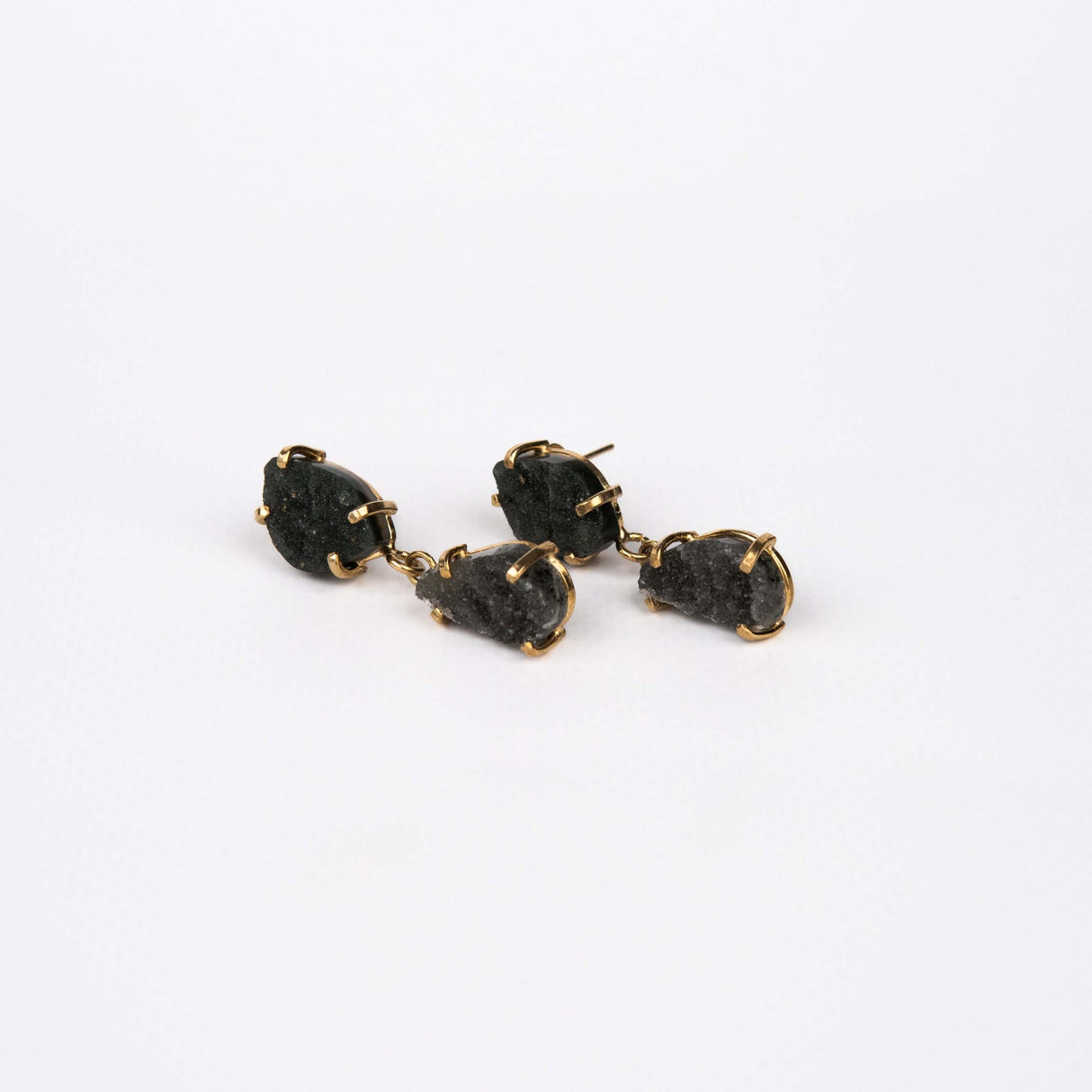 Серьги с серым аметистом с позолотой onesize Ga-101