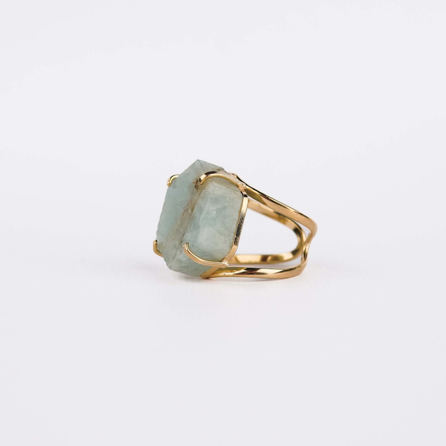 Каблучка з гранованого Аквамарина з позолотою onesize Aq-145