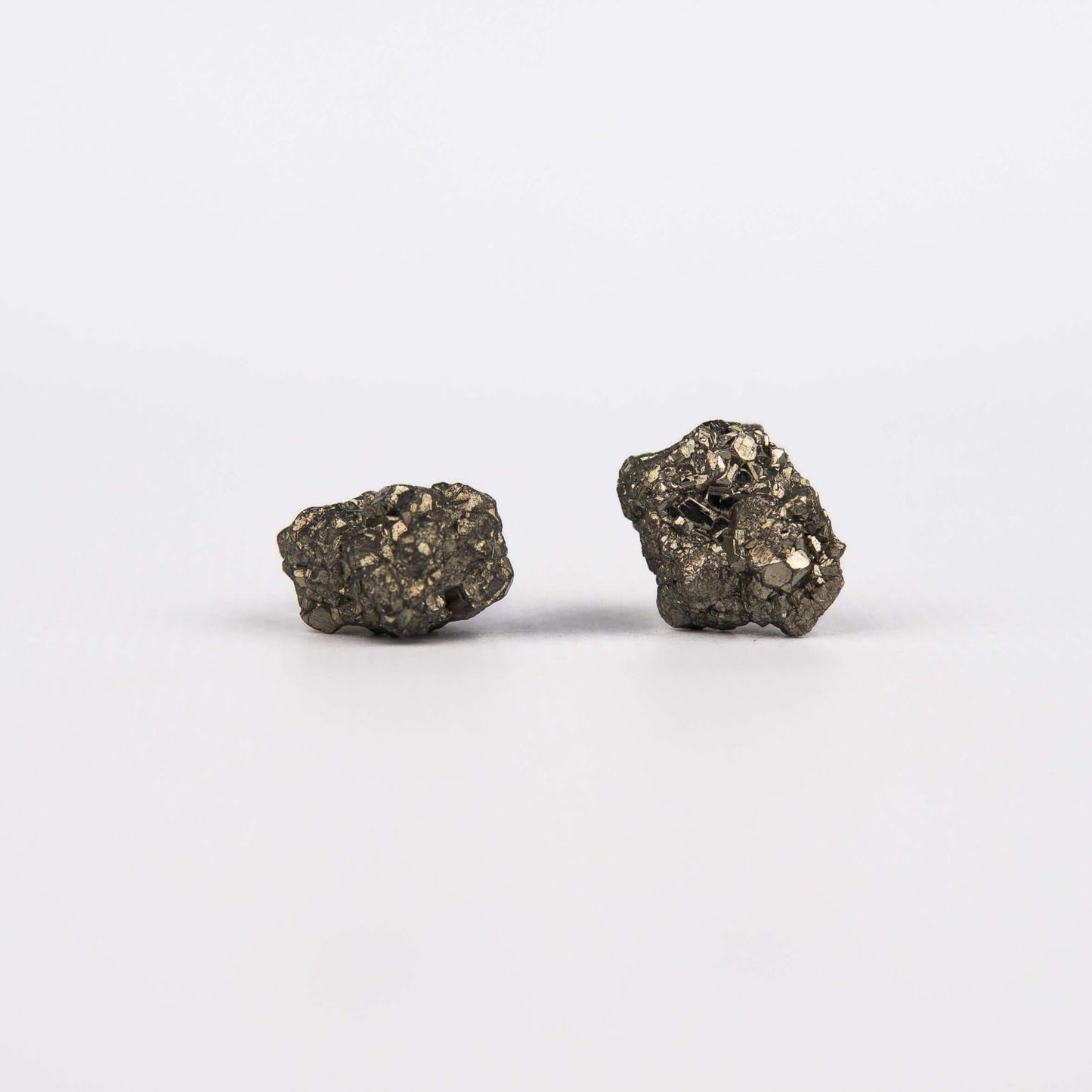Сережки з піритом з позолотою onesize Py-17