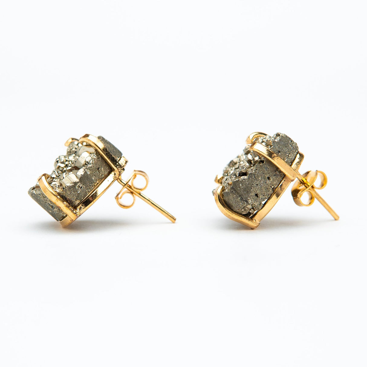 Сережки з піритом круглим з позолотою onesize Py-1