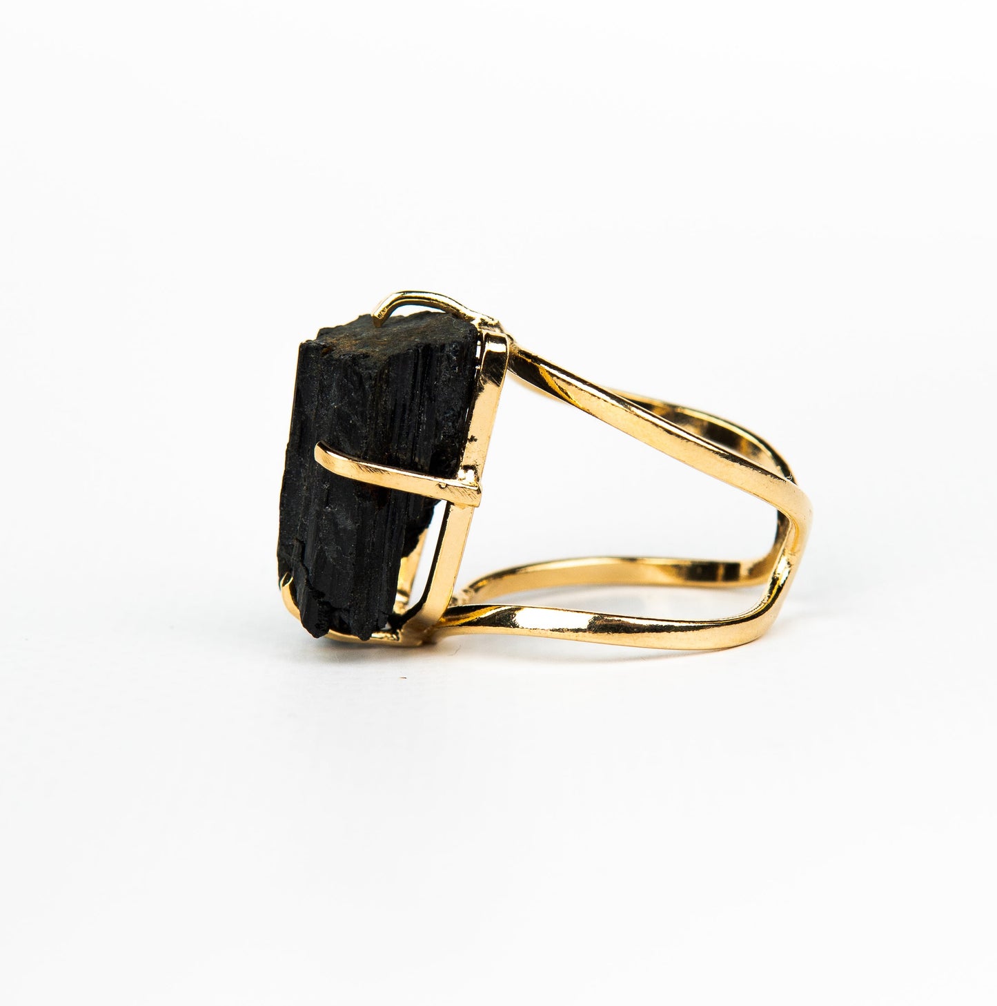 Кольцо с турмалином с позолотой onesize Tu-126
