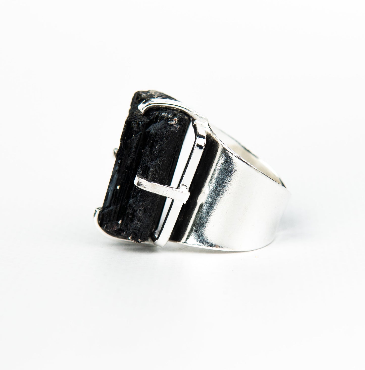 Кольцо с турмалином с позолотой onesize Tu-132