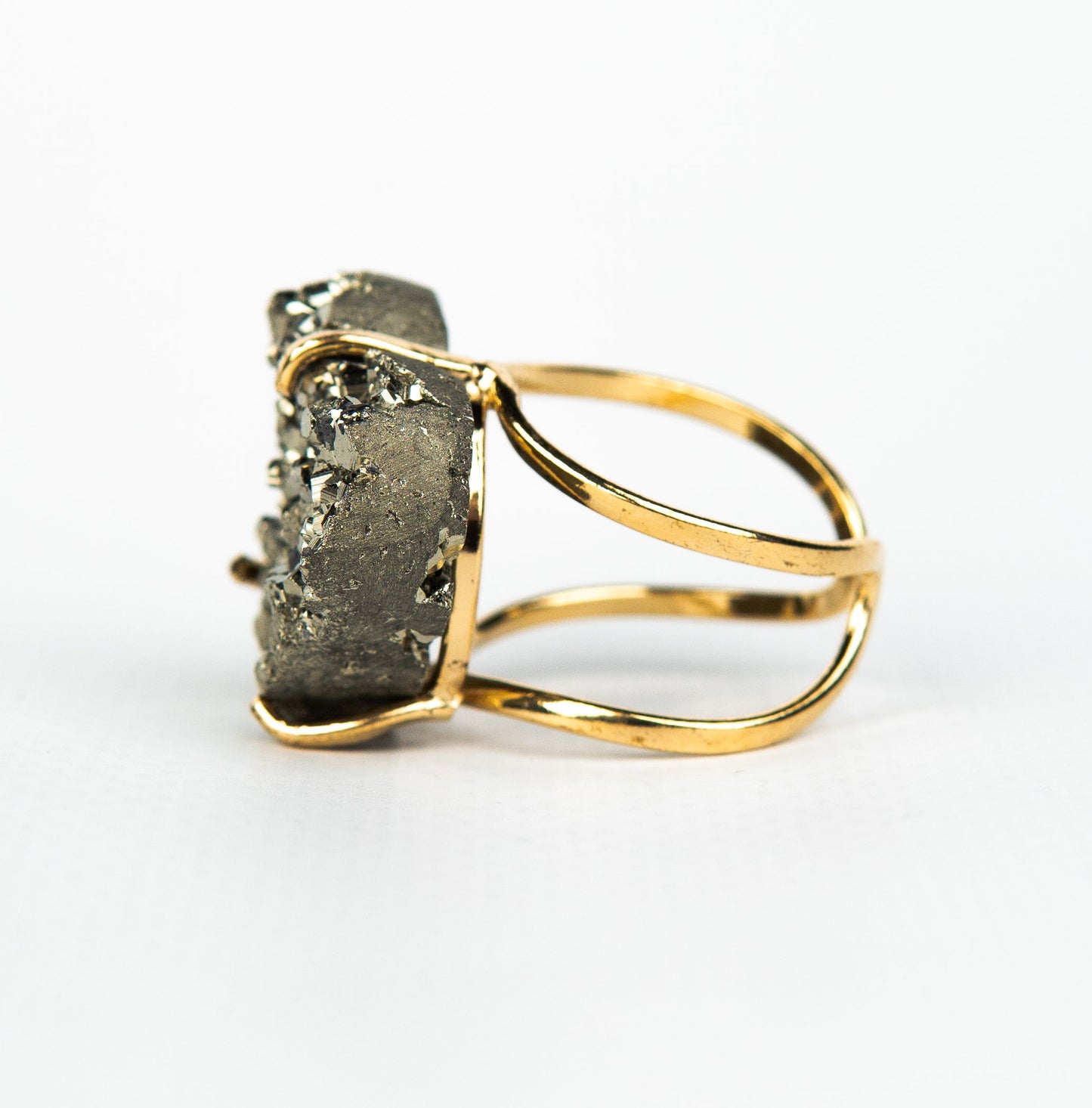 Каблучка з піритом з позолотою onesize Py-78