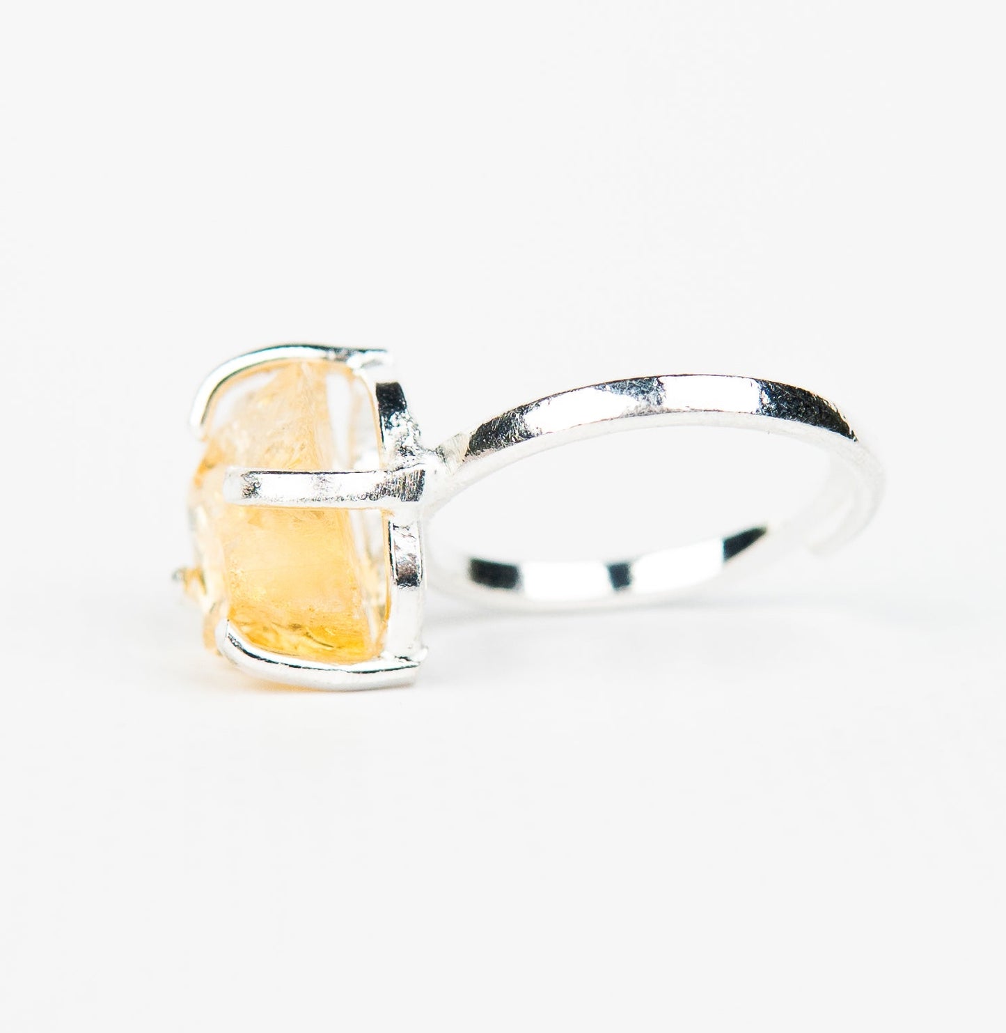 Каблучка з цитрином з посрібленням onesize Ct-30