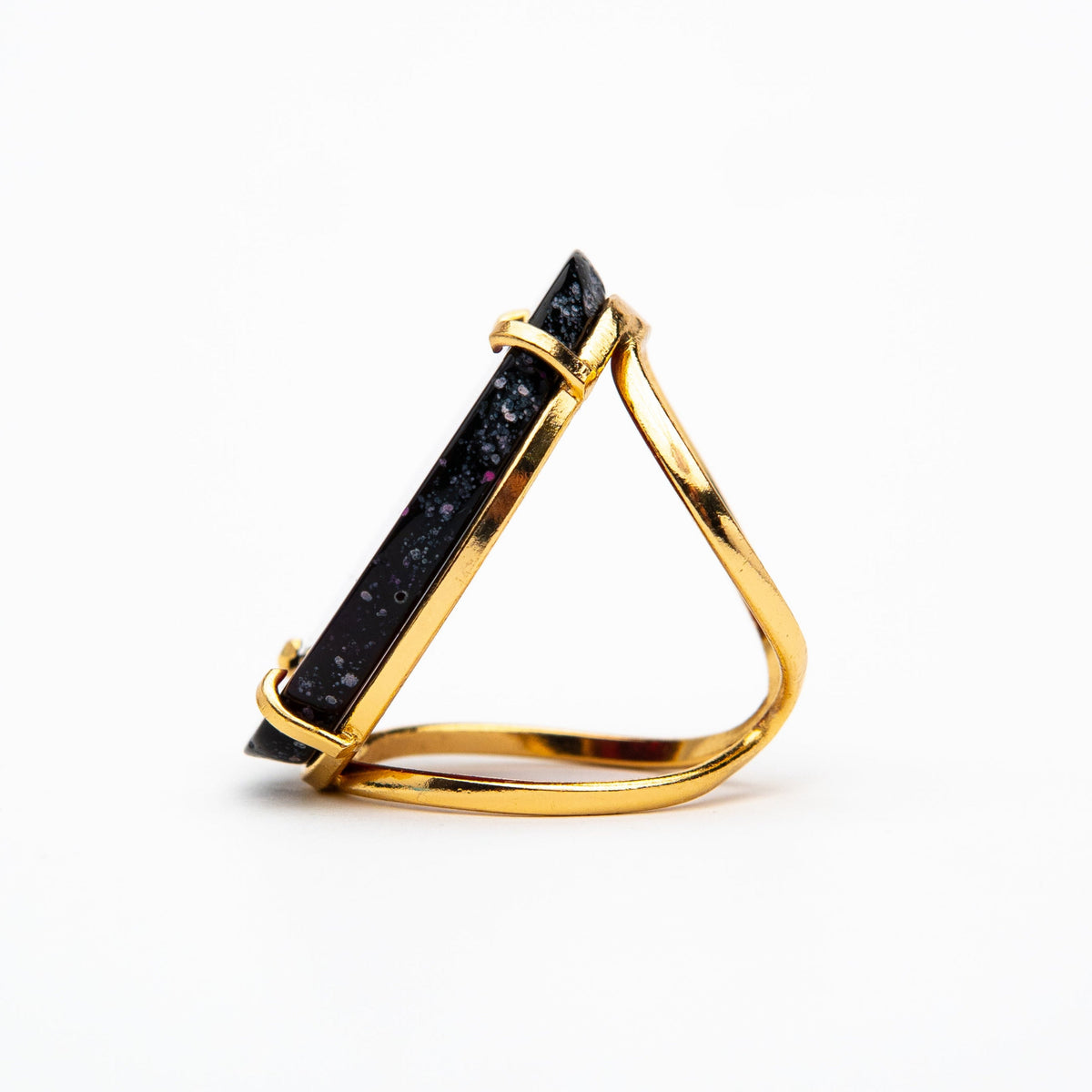 Каблучка з рожевим агатом з позолотою арк onesize Ag-19