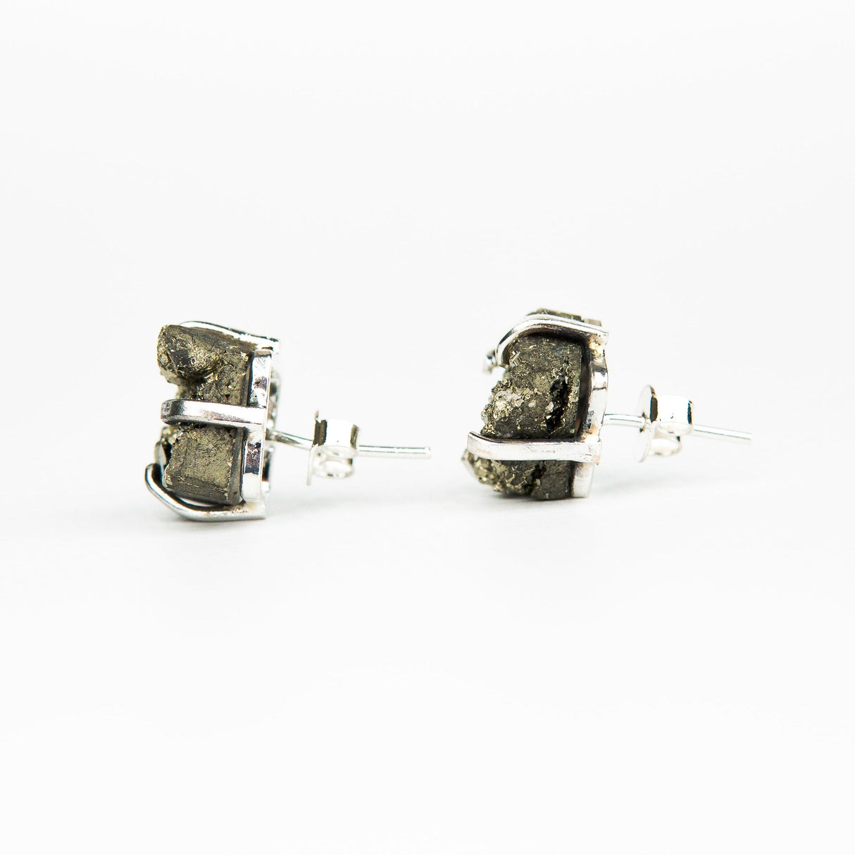 Серьги с пиритом с посеребрением onesize Py-8