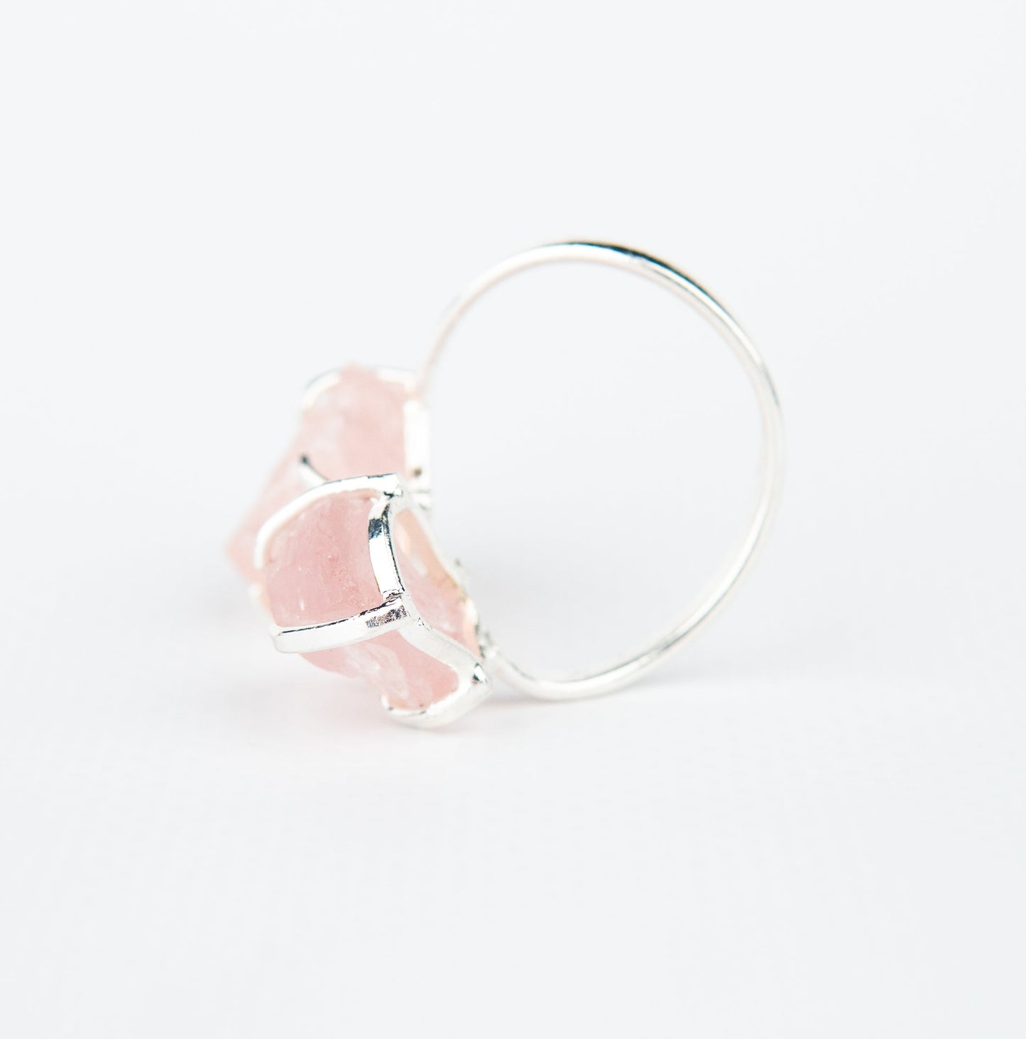 Каблучка з рожевим кварцом з посрібленням onesize Rq-11