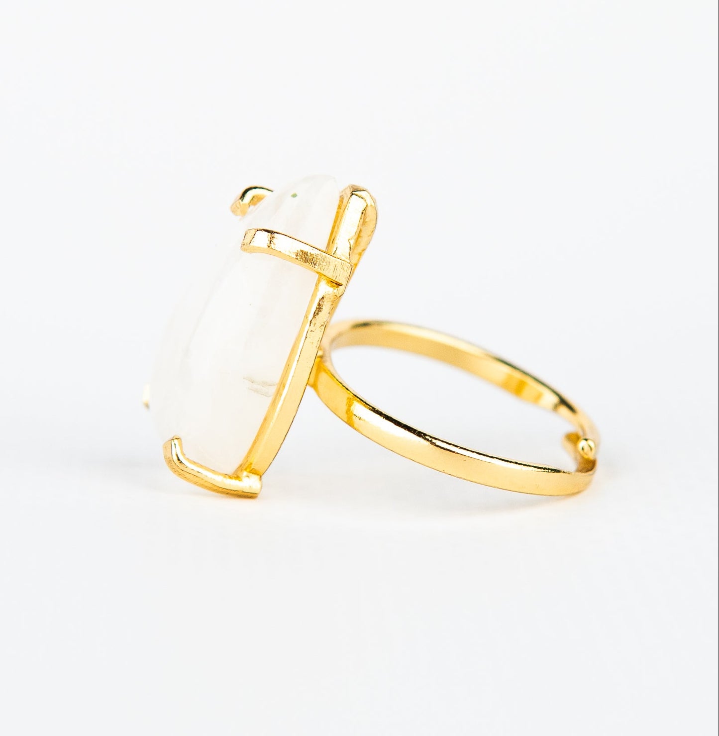 Каблучка з місячним камінням з позолотою onesize Mk-1