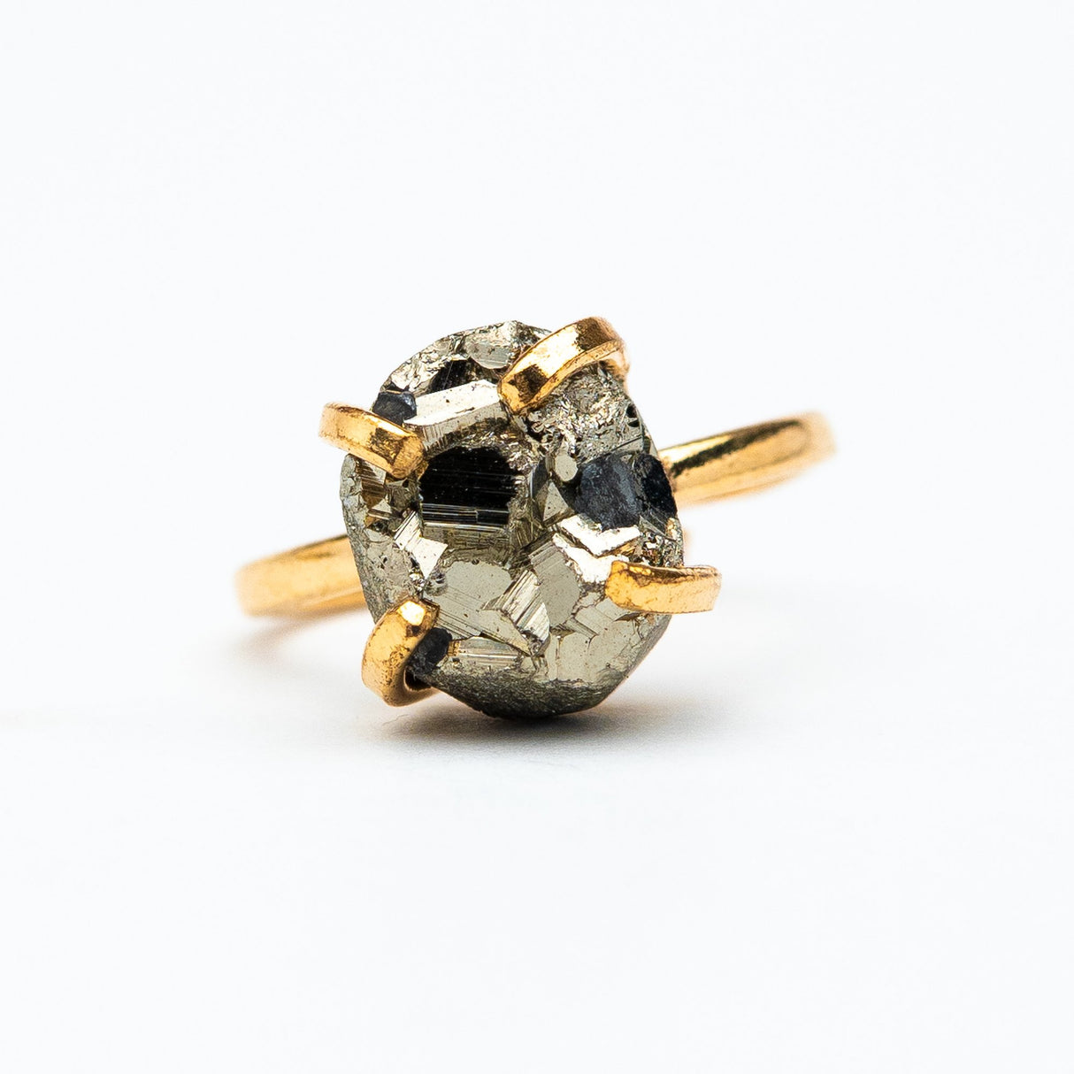 Каблучка з піритом овальним з позолотою міні onesize Py-2