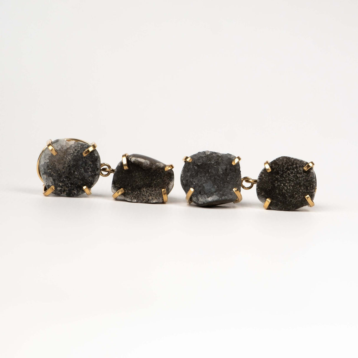 Серьги с серым аметистом с позолотой onesize Ga-100