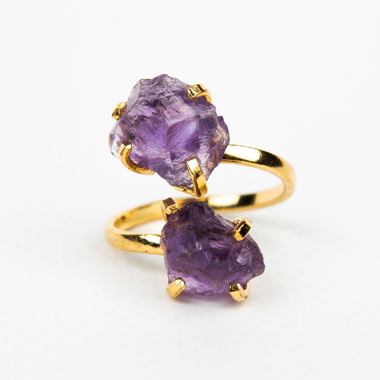 Кольцо с темным аметистом с позолотой onesize Da-10