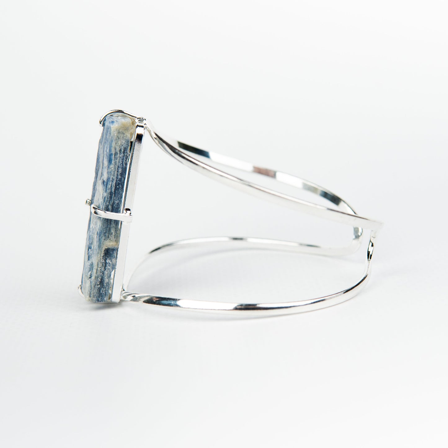 Браслет з Кіаніта з посрібленням onesize K-8