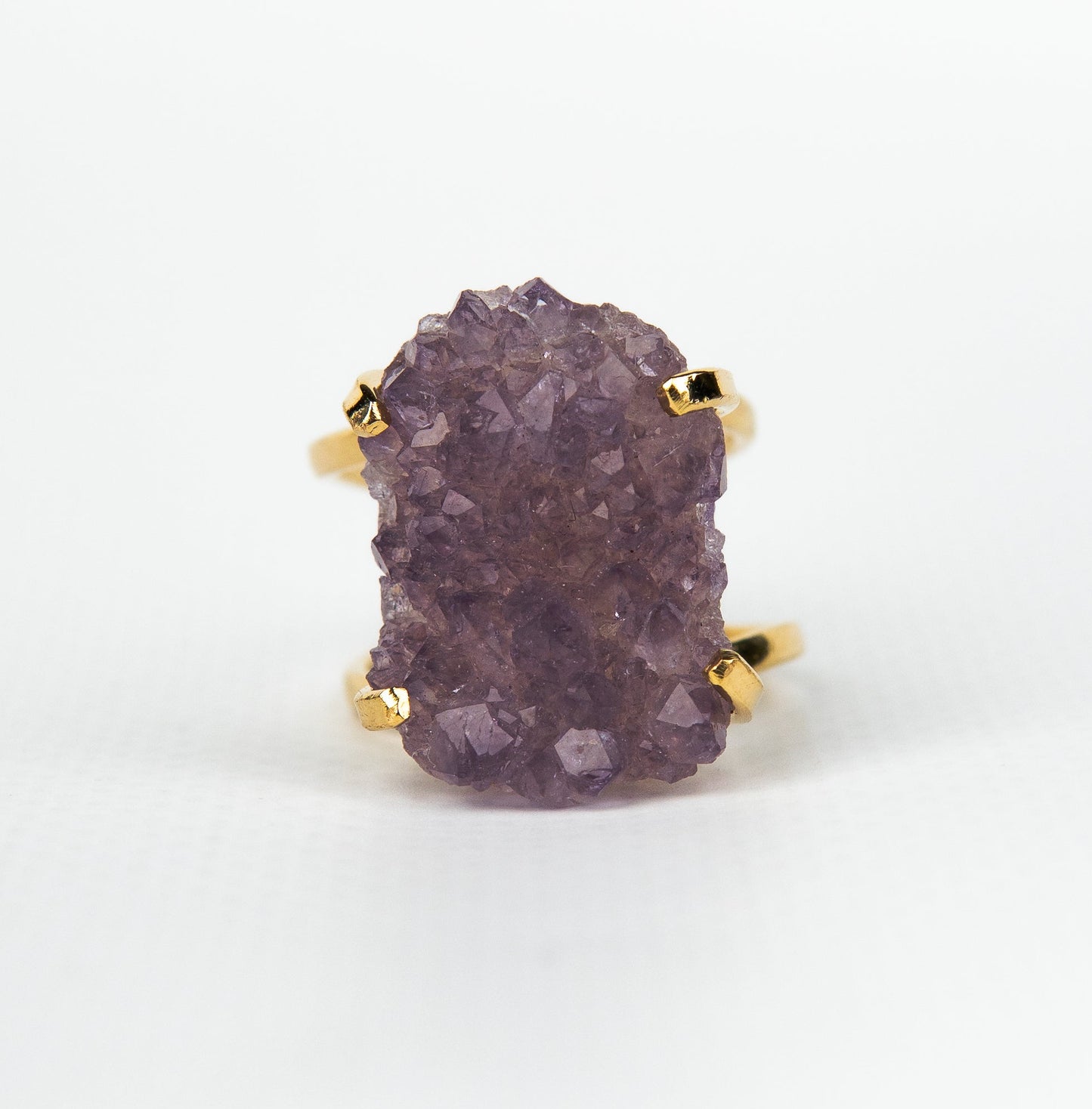 Кольцо с темным аметистом с посеребрением onesize Da-209