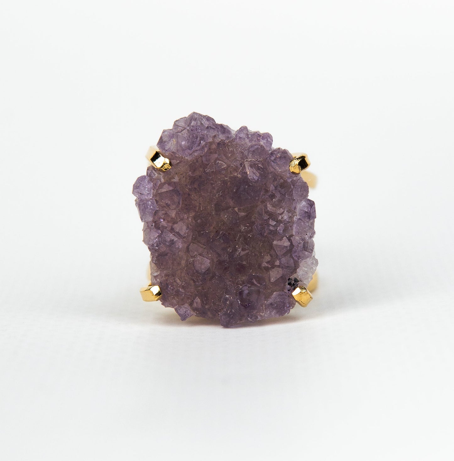 Кольцо с темным аметистом с посеребрением onesize Da-210