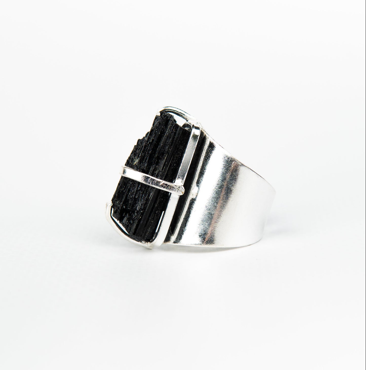 Кольцо с турмалином с позолотой onesize Tu-133