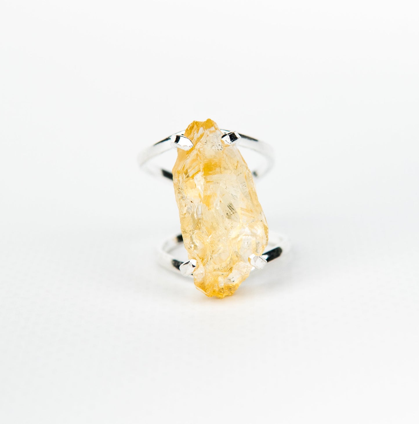 Каблучка з цитрином з посрібленням onesize Ct-17