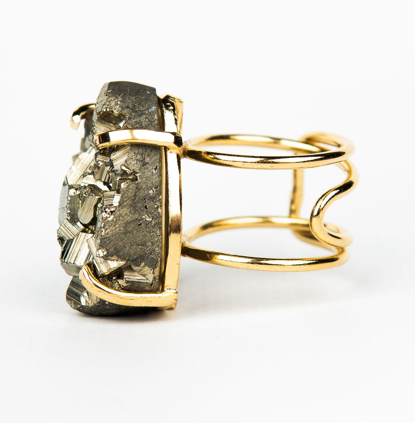Кольцо с пиритом с позолотой onesize Py-43