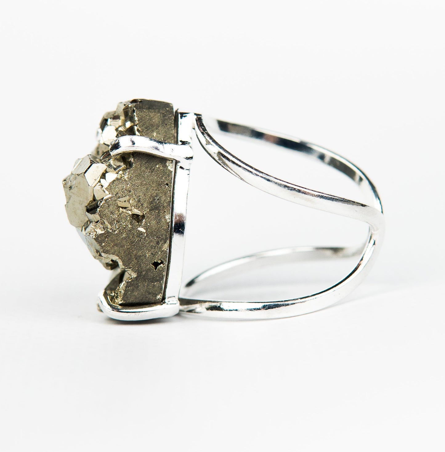 Кольцо с пиритом с позолотой onesize Py-57