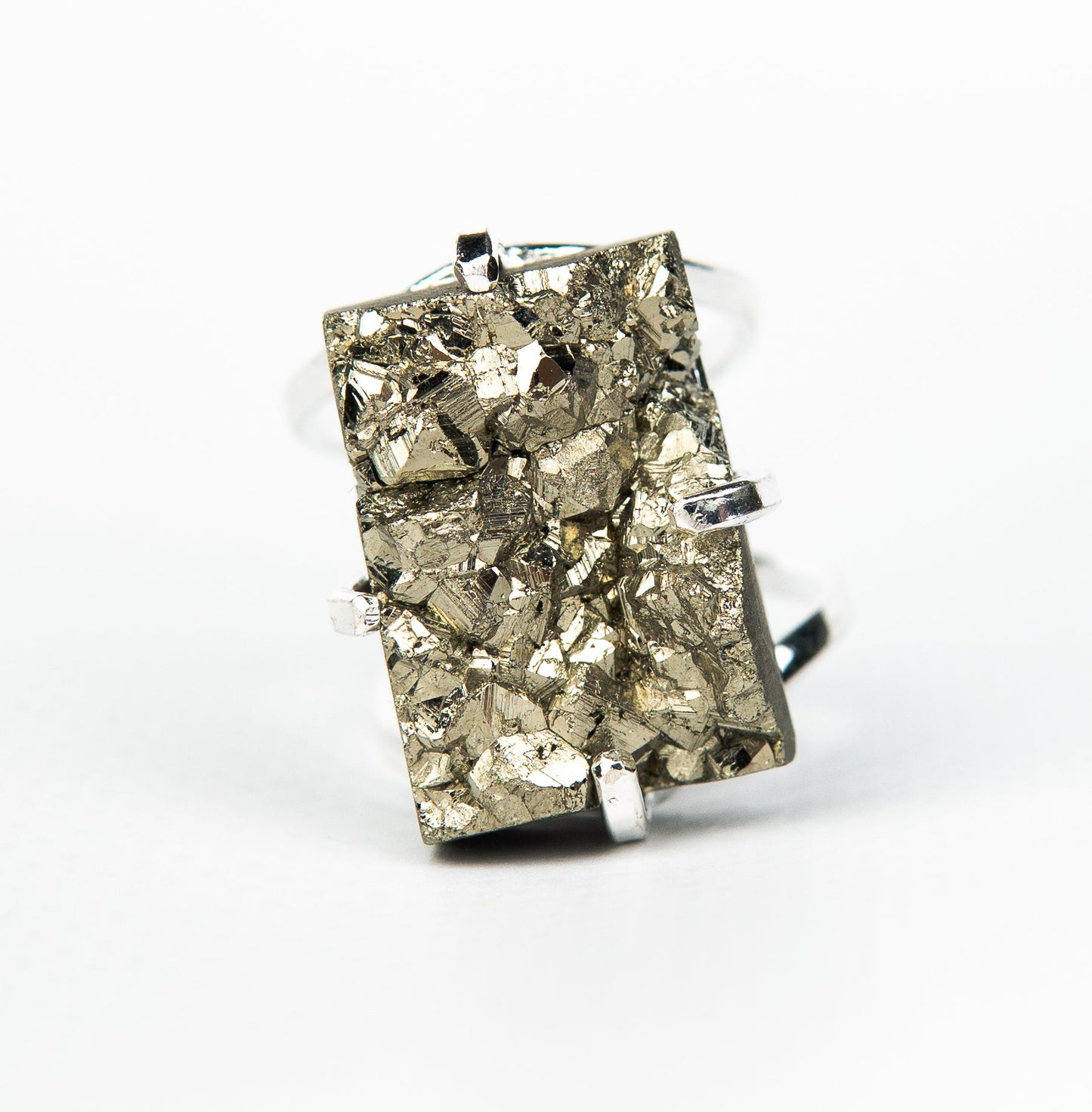 Кольцо с пиритом с позолотой onesize Py-59