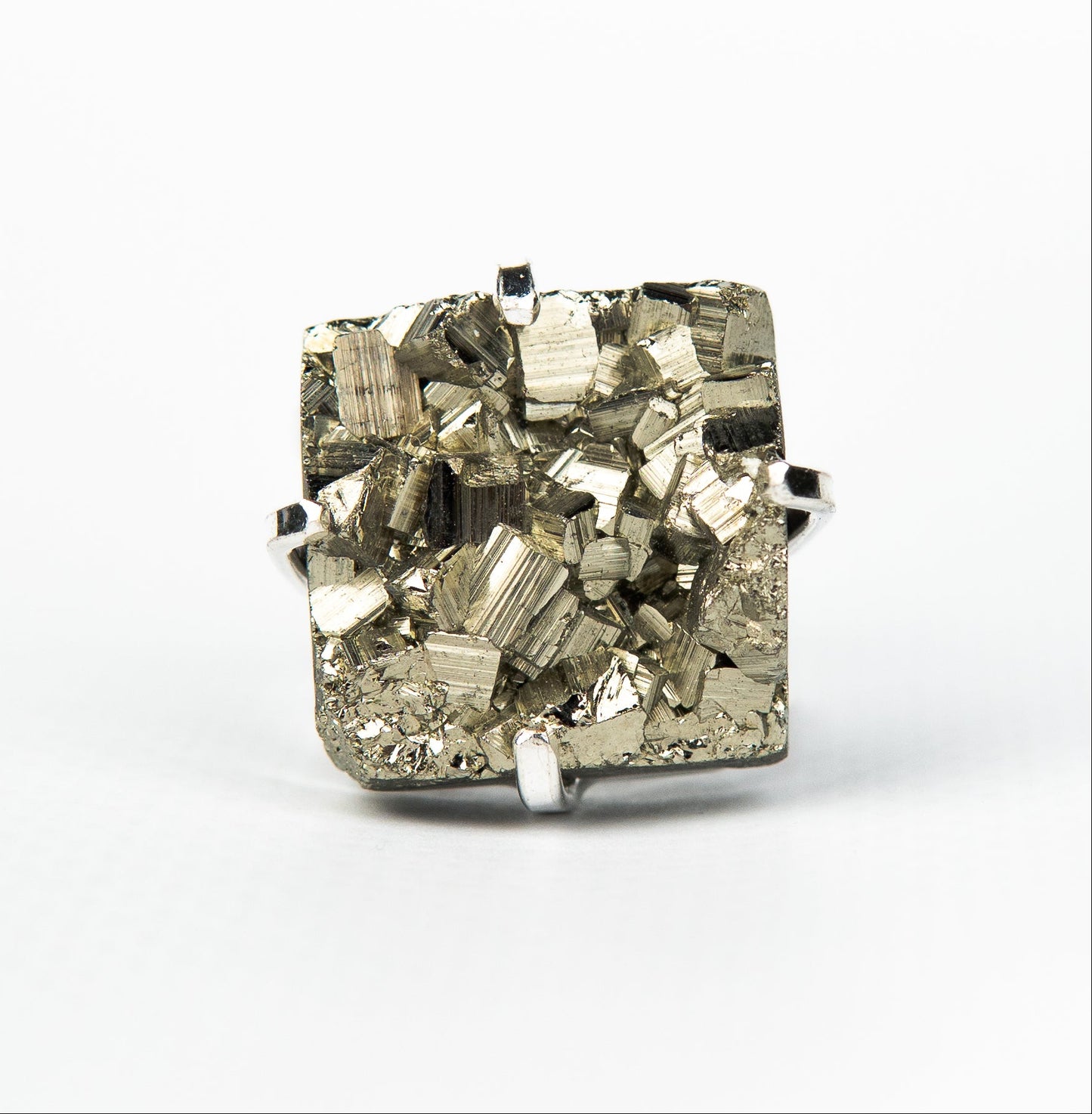 Кольцо с пиритом с позолотой onesize Py-61