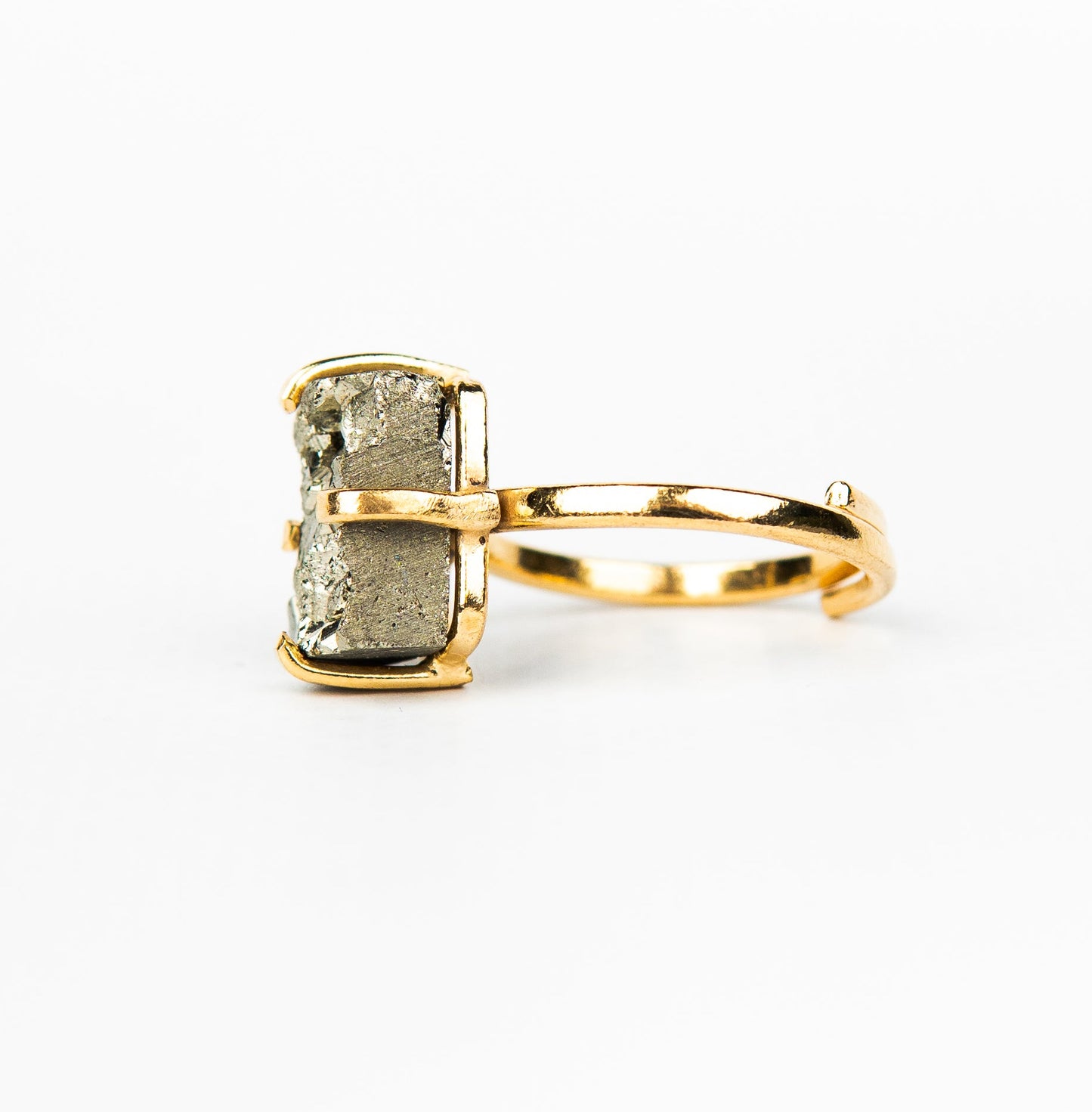 Каблучка з піритом з позолотою onesize Py-23