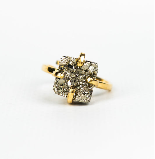 Каблучка з піритом з позолотою onesize Py-28