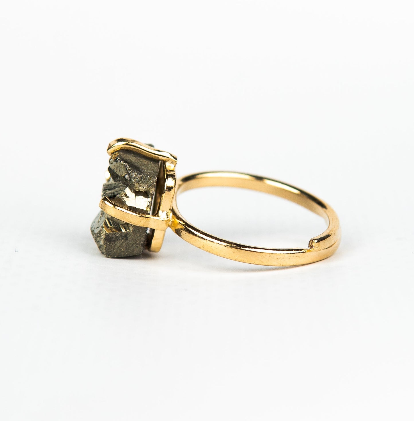 Кольцо с пиритом с позолотой onesize Py-32