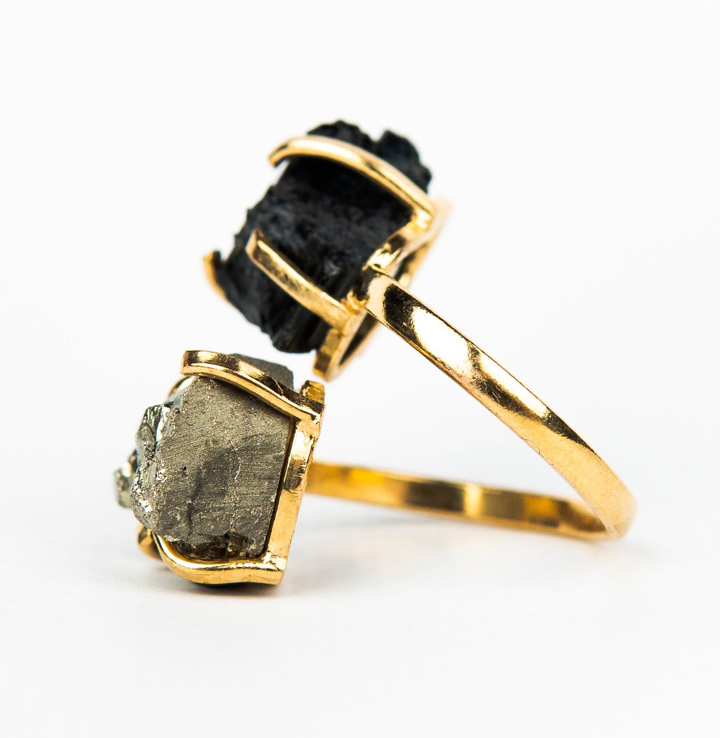 Кольцо с пиритом с посеребрением onesize Py-4