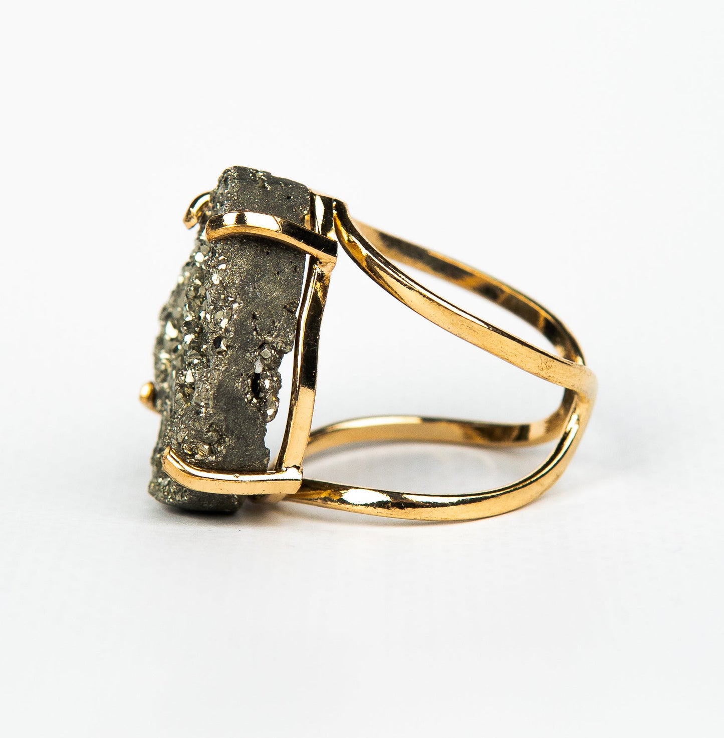 Каблучка з піритом з позолотою onesize Py-76
