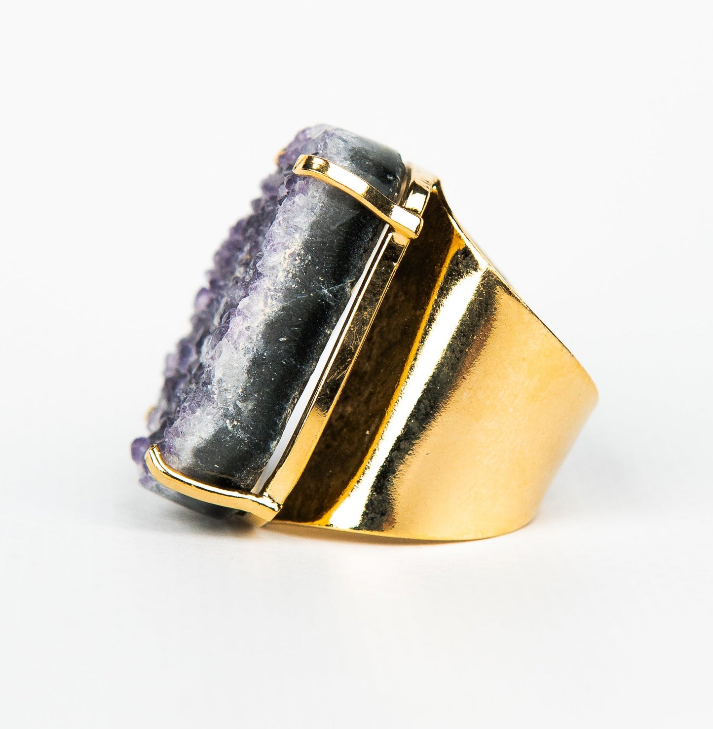 Кольцо с темным аметистом с посеребрением onesize Da-216