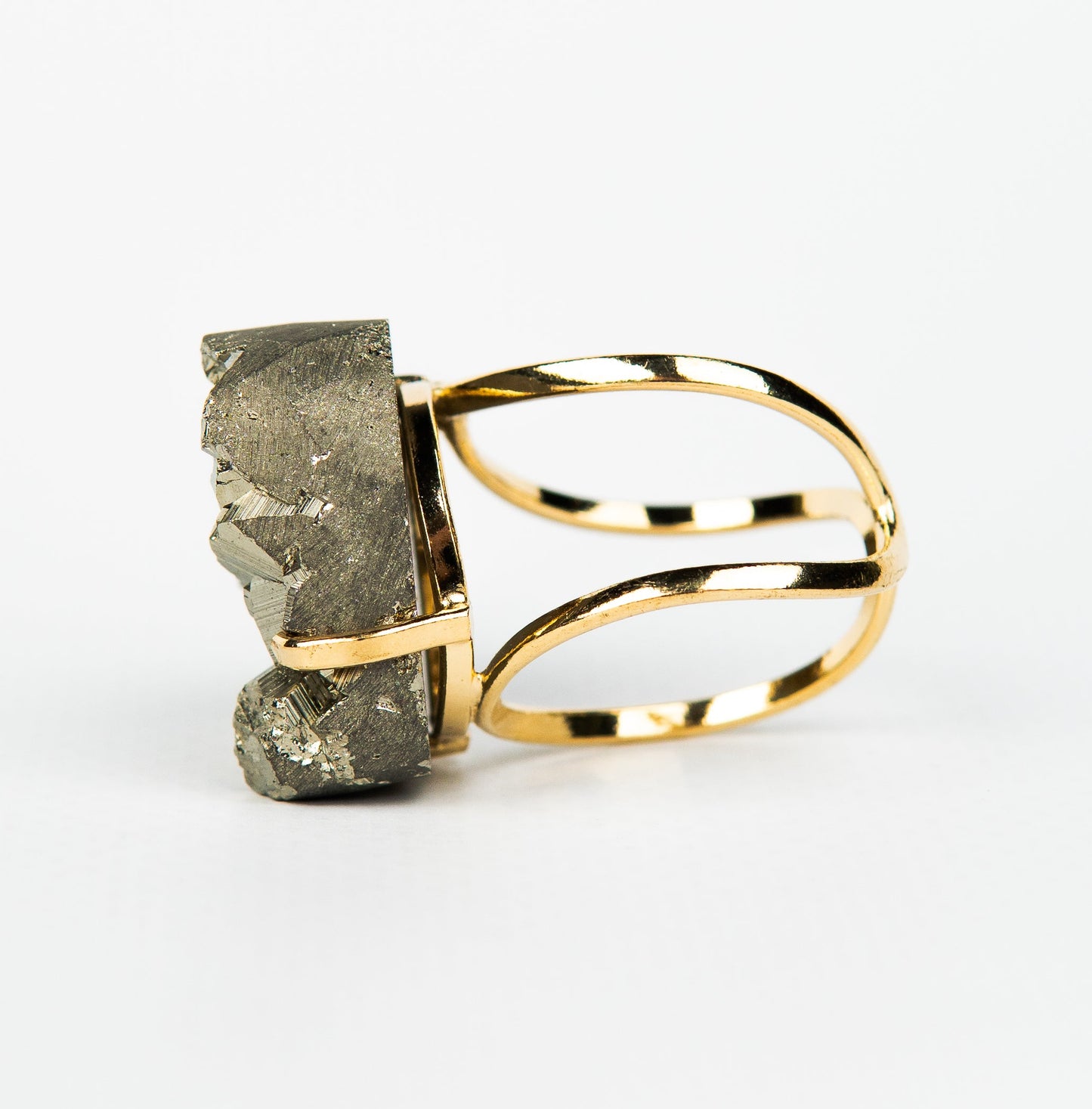 Каблучка з піритом з позолотою onesize Py-89