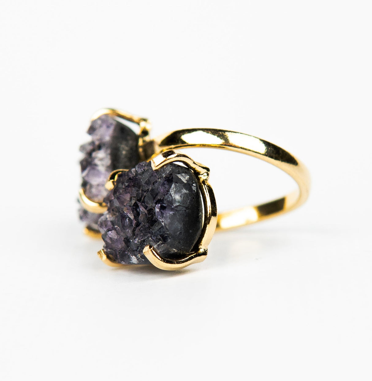 Кольцо с темным аметистом с позолотой onesize Da-220