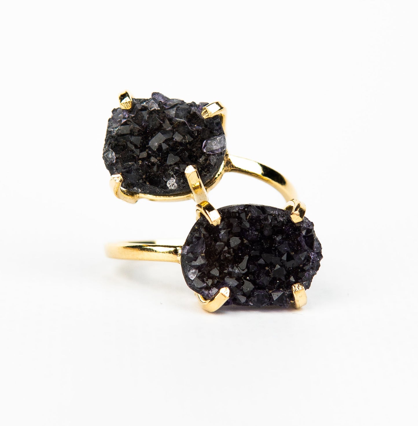 Кольцо с темным аметистом с посеребрением onesize Da-228