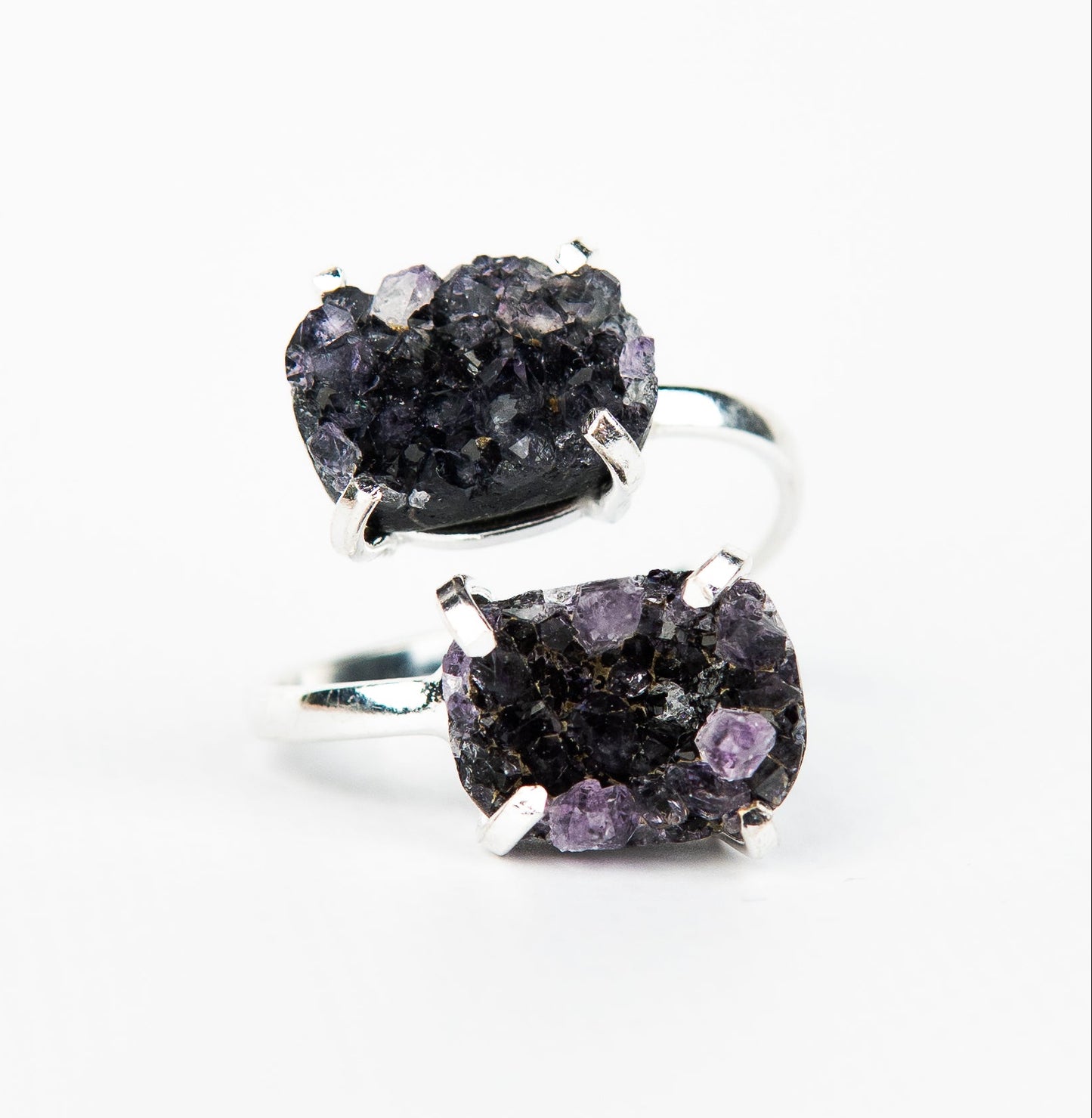 Кольцо с темным аметистом с посеребрением onesize Da-232