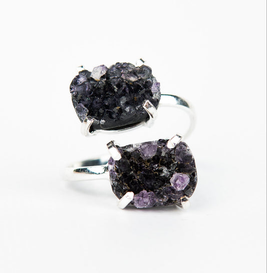 Кольцо с темным аметистом с посеребрением onesize Da-232