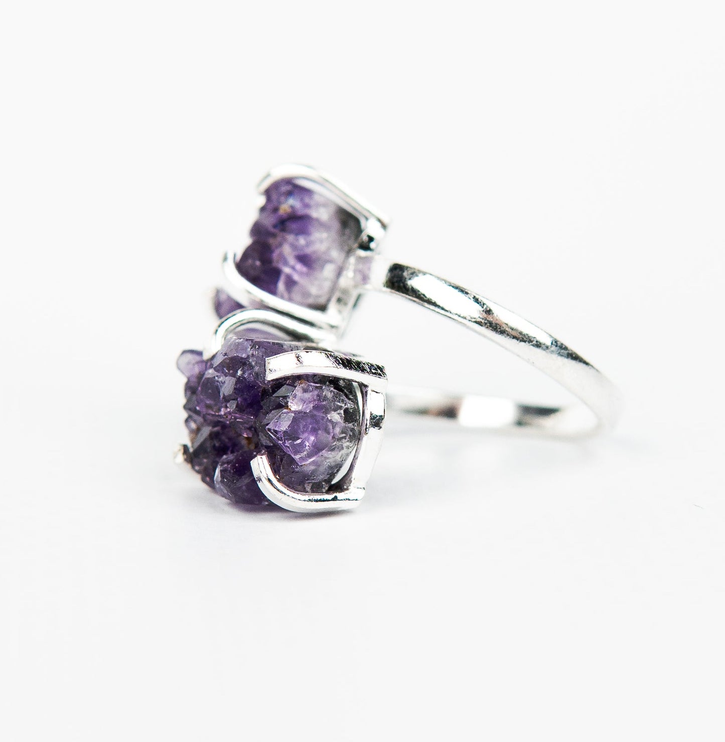 Кольцо с темным аметистом с посеребрением onesize Da-235