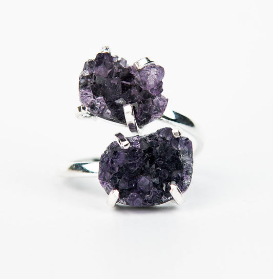 Кольцо с темным аметистом с посеребрением onesize Da-240