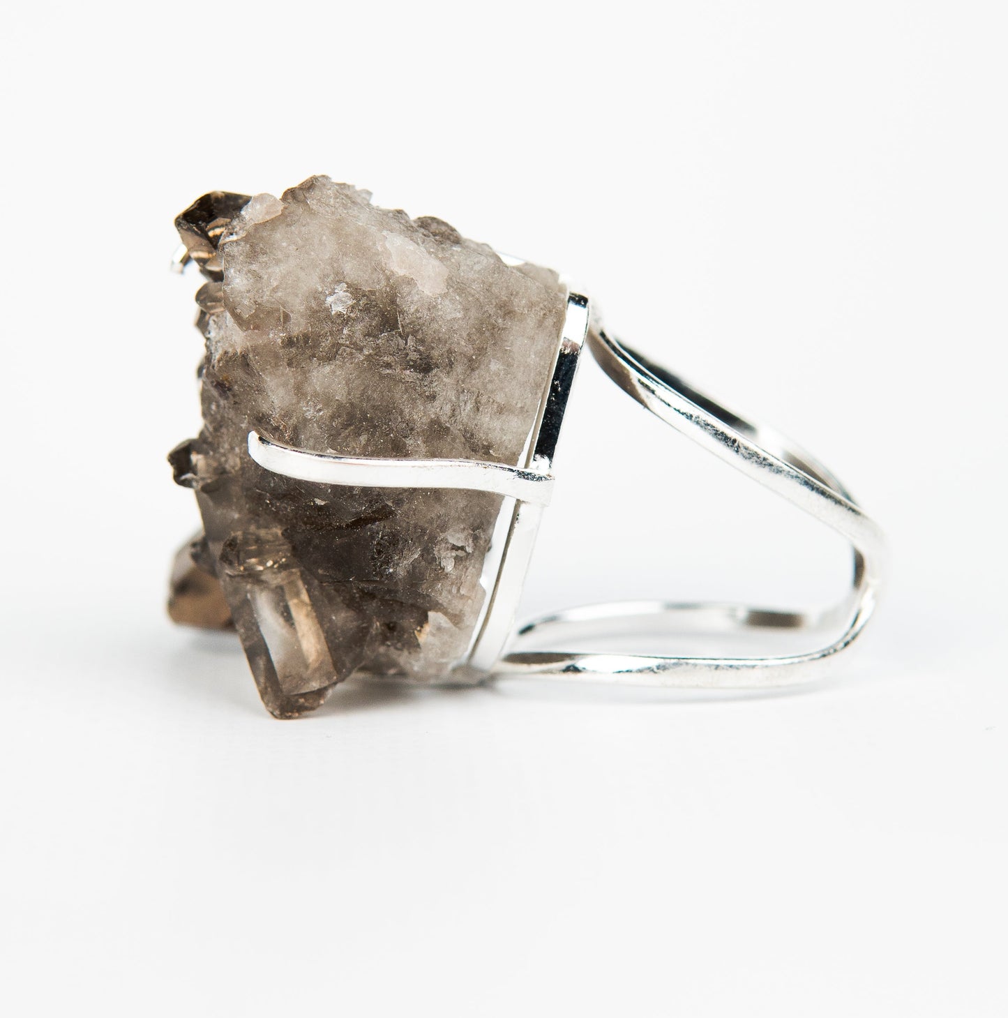 Кольцо с дымчатым кварцем с посеребрением onesize Sq-18