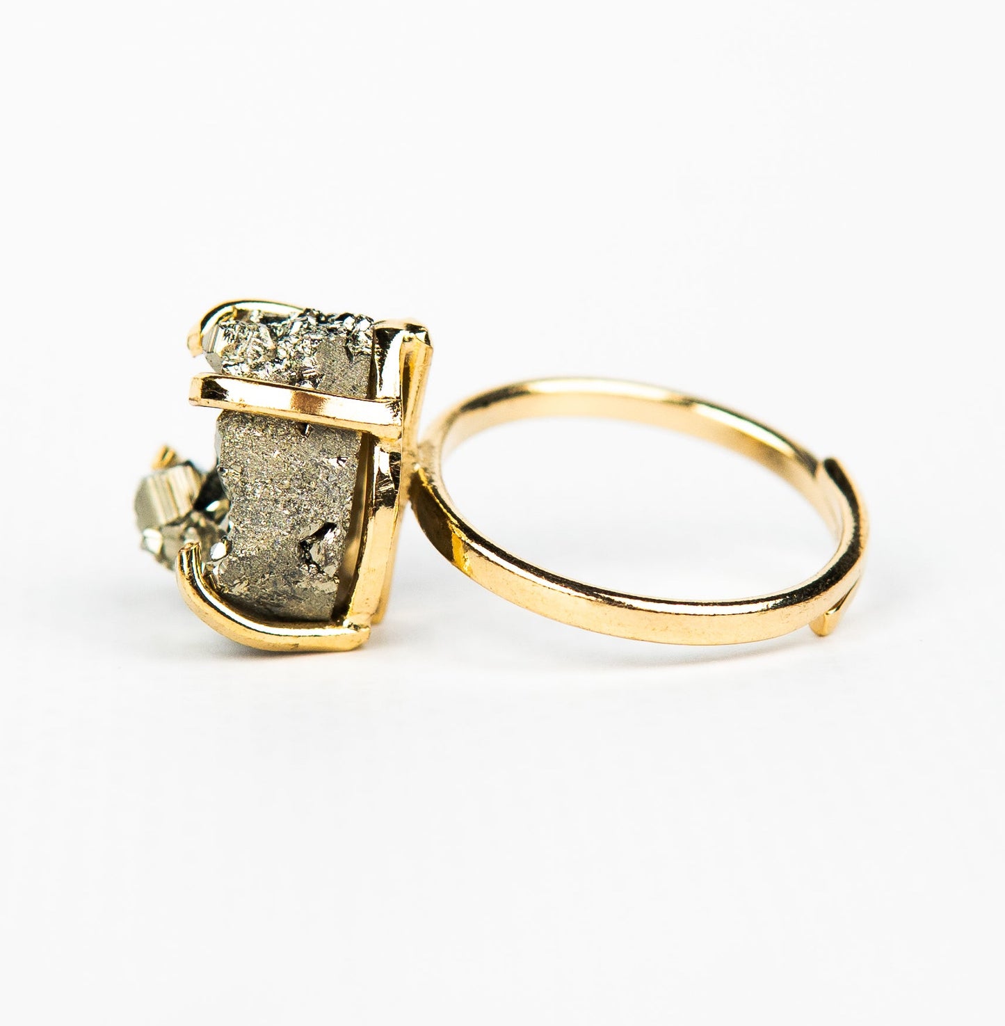 Кольцо с пиритом с позолотой onesize Py-97