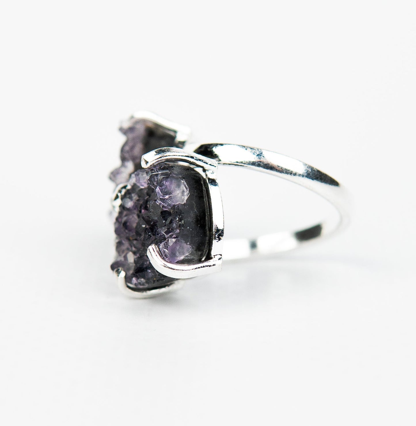 Кольцо с темным аметистом с посеребрением onesize Da-241