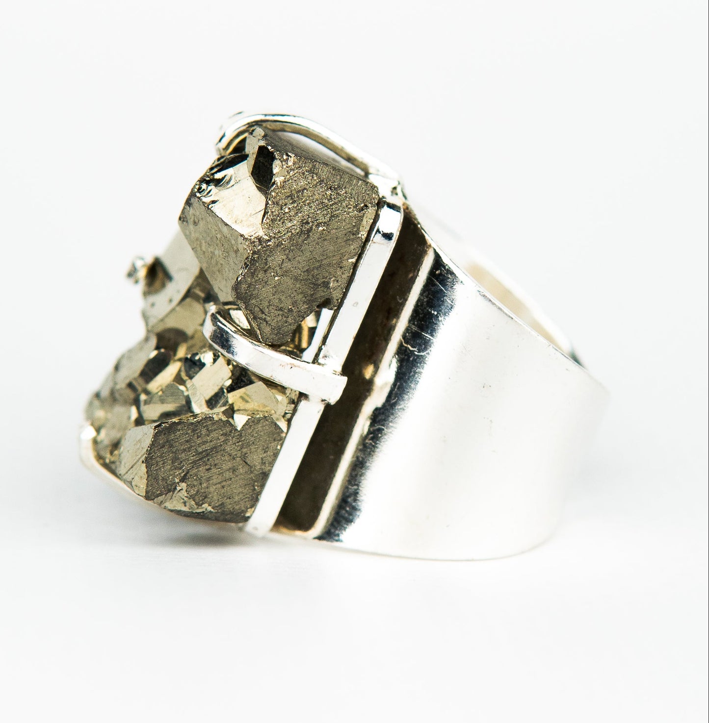 Каблучка з піритом з посрібленням onesize Py-115