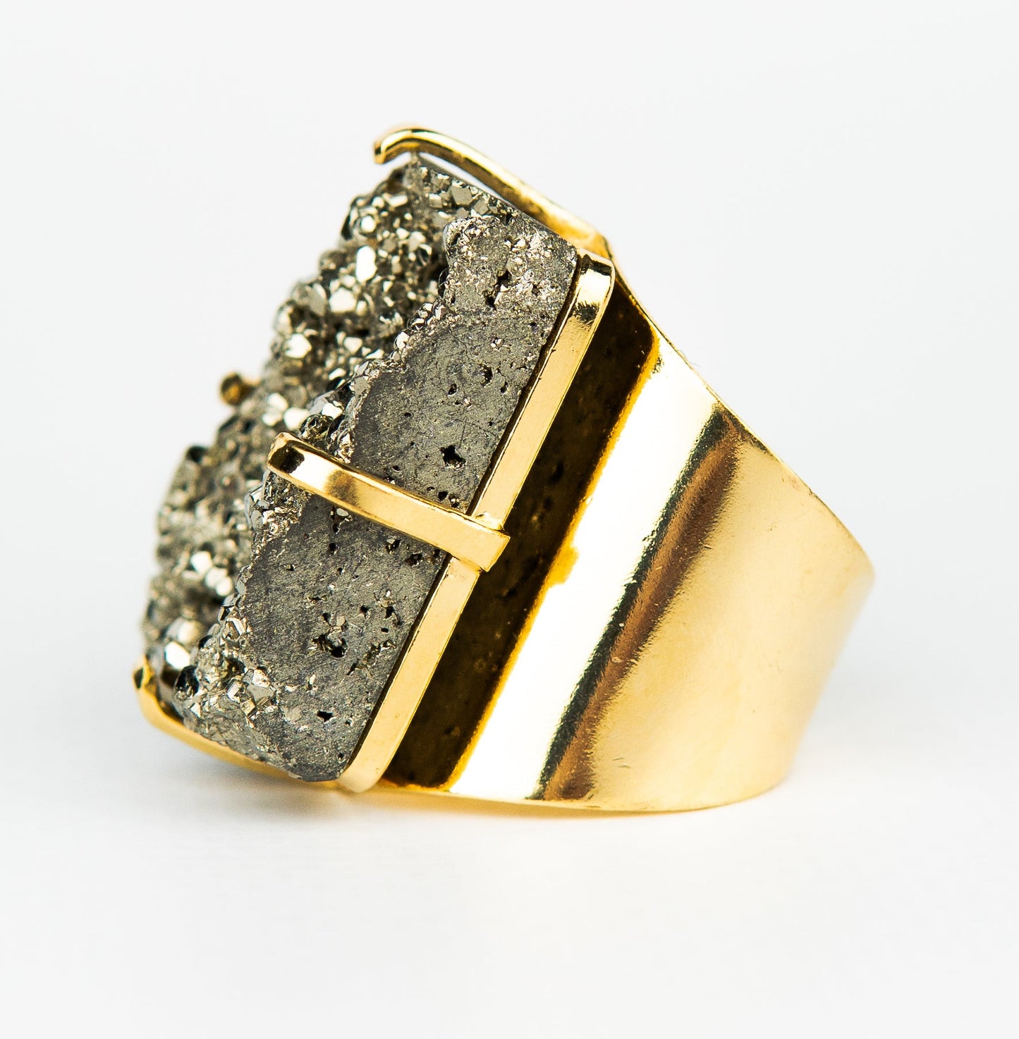 Каблучка з піритом з позолотою onesize Py-124