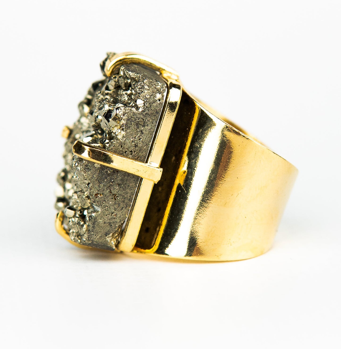 Каблучка з піритом з позолотою onesize Py-131