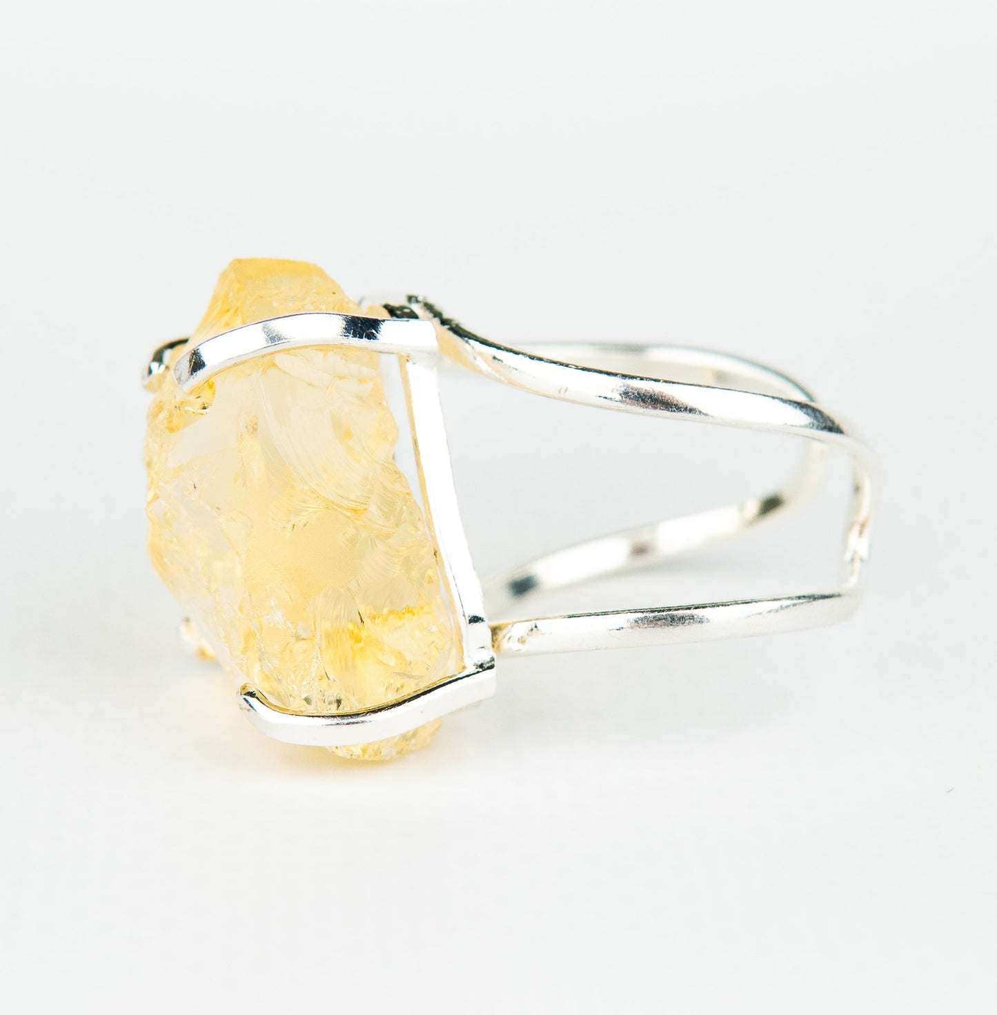 Каблучка з цитрином з посрібленням onesize Сt-41