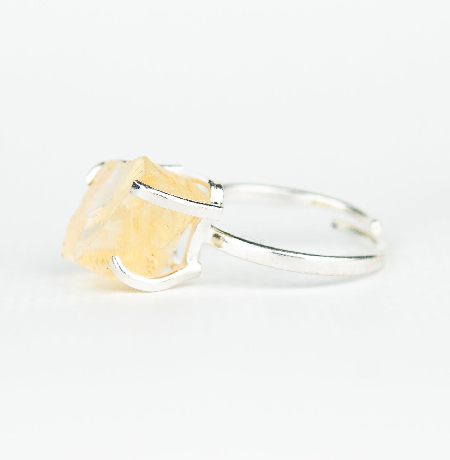 Каблучка з цитрином з посрібленням onesize Сt-49