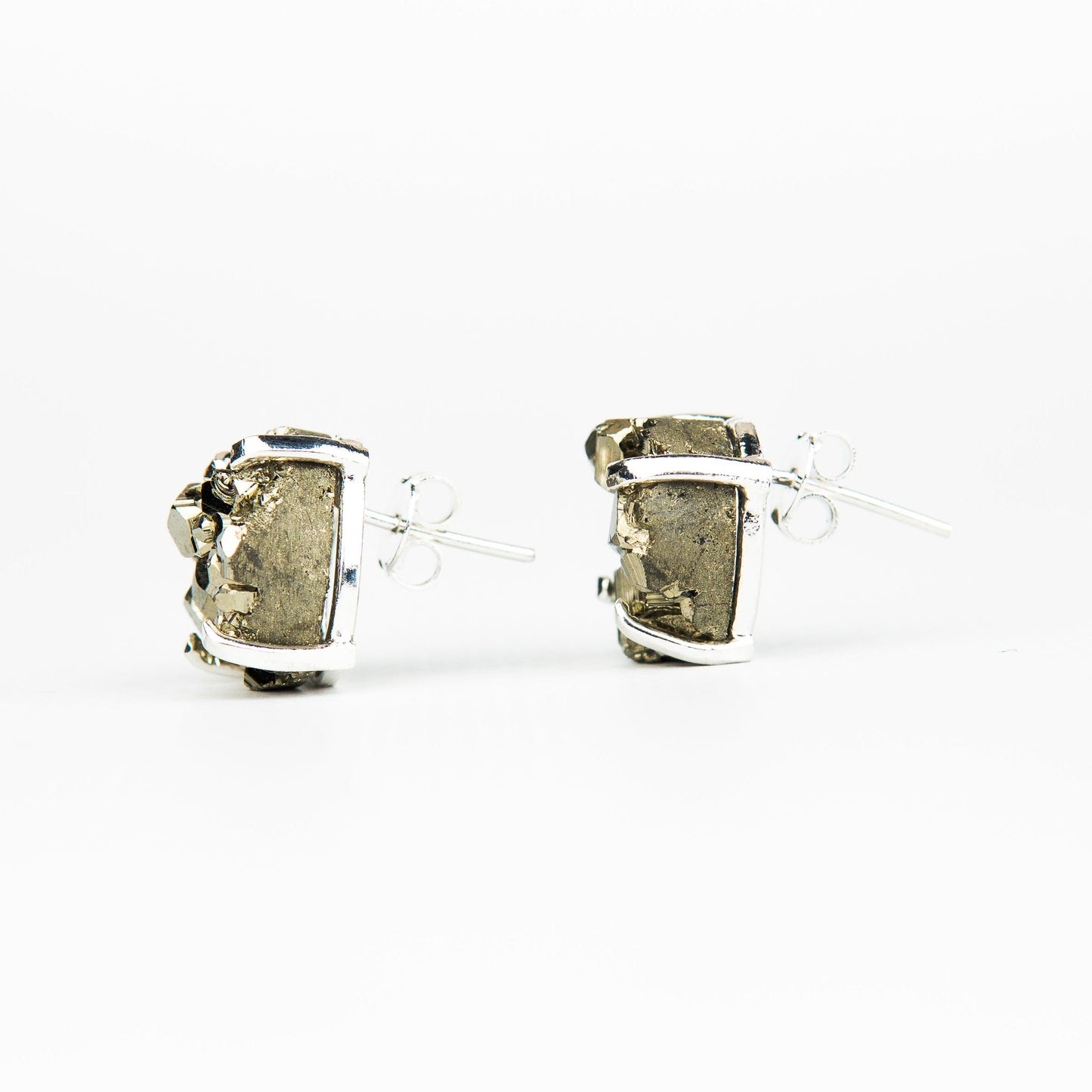 Сережки з піритом з посрібленням onesize Py-9