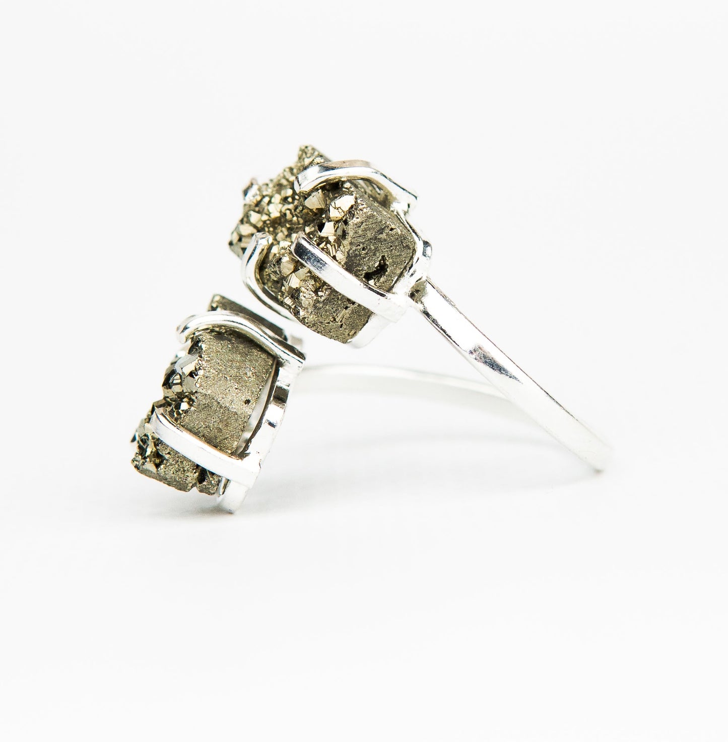 Каблучка з піритом з посрібленням onesize Py-104