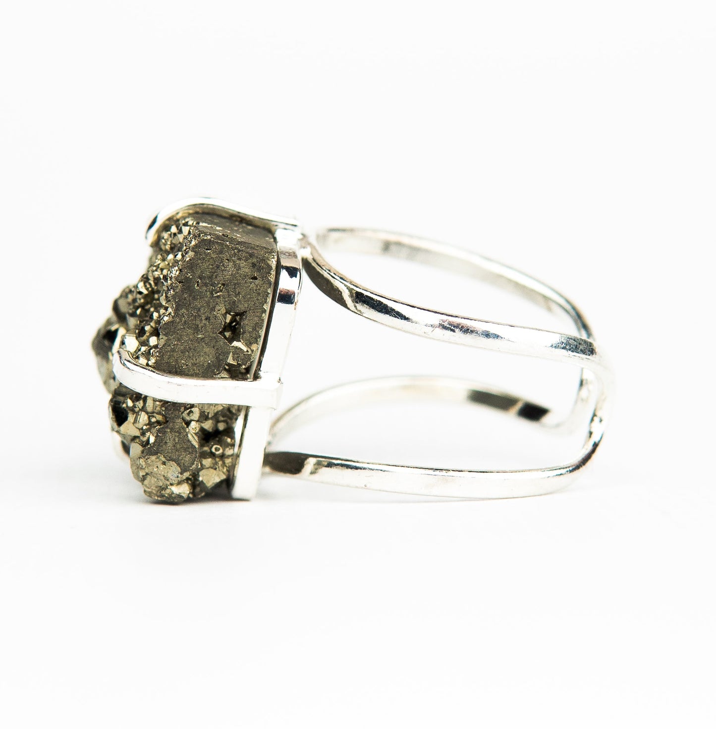 Каблучка з піритом з посрібленням onesize Py-106